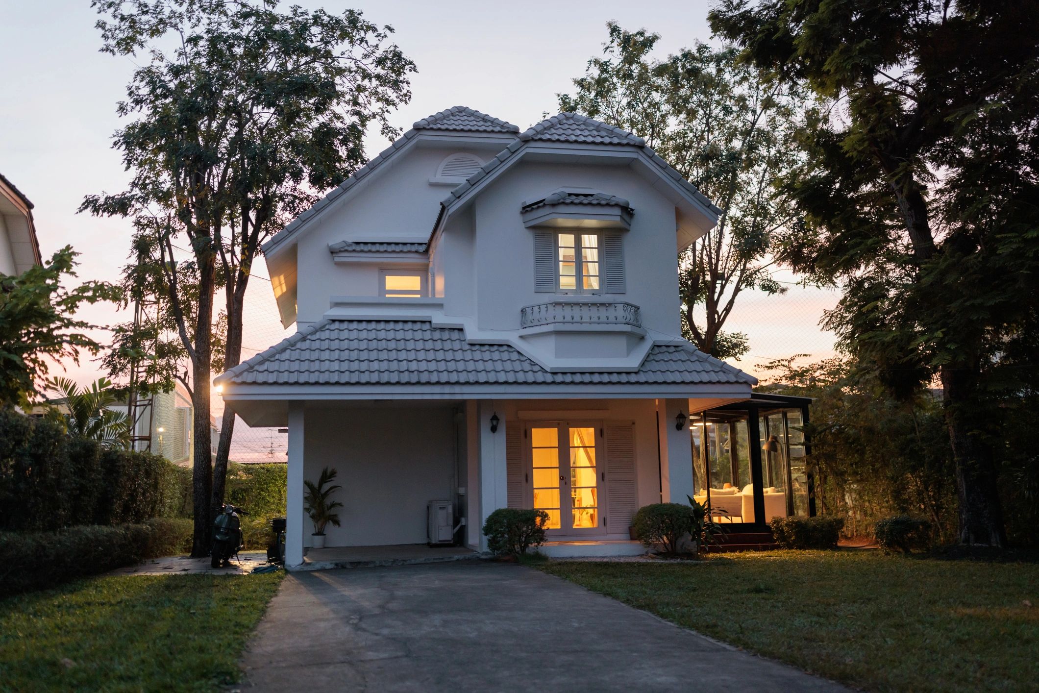 Residential home exterior representing residential glass services